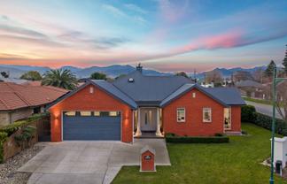 2 Rutledge Drive, Springlands