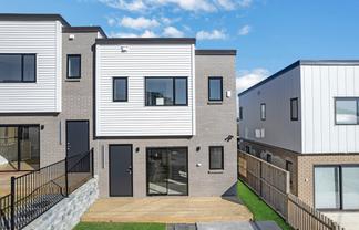 44B Crestview Rise, Papakura