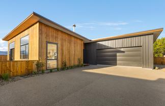 43 Atkins Road, Luggate