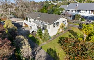 25 Dobell Road, Stanmore Bay