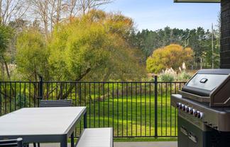 11 Riverboat Lane, Helensville