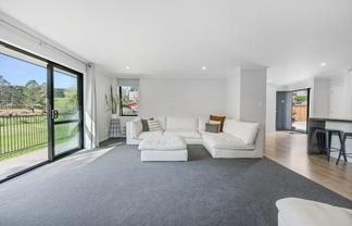 11 Riverboat Lane, Helensville