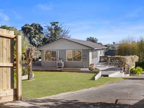 19 Pahi Place, West Harbour