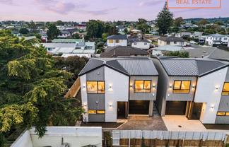 2, 3, 4/4 Tawa Crescent, Manurewa