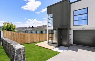 17A Henwood Road, Mangere East