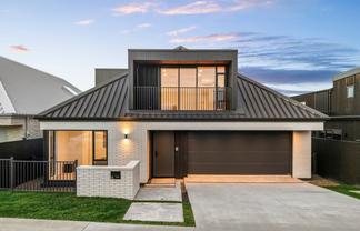 16 Picnic Point Road, Hobsonville