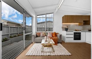 2/2 Dagenham Street, Manurewa