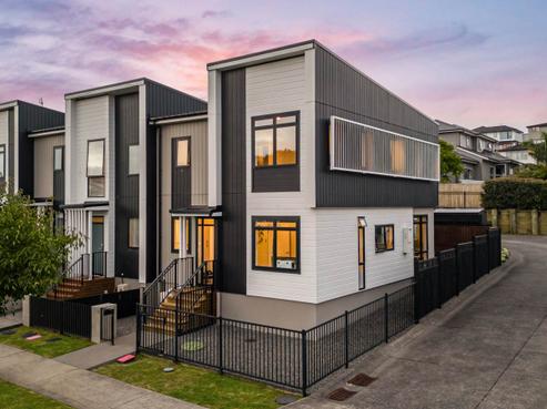 131 Bonair Crescent, Silverdale