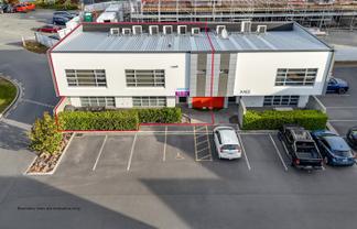 Modern dual-income investment in Burnside