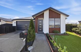 42 Manakura Street, Russley