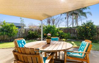 13 Roger Street, Lytton West