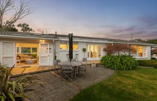 11 Chudleigh Grove, Churton Park