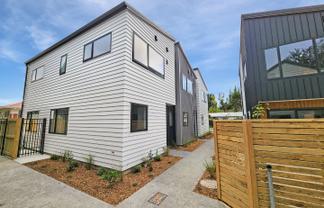 C/42 Marion Street, Silverstream