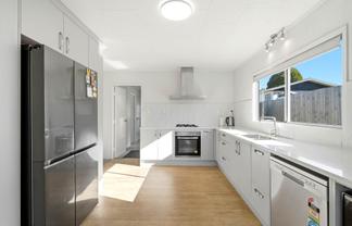 16 Aronia Way, Goodwood Heights