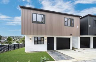 13A Kemp Road, Massey
