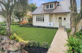 17 Beresford Street, Bayswater