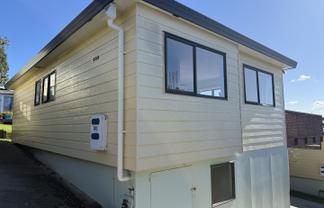 12B Holiday Road , Stanmore Bay