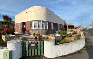 119 Macandrew Road, South Dunedin
