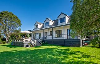 9 Lauries Drive, Kauri