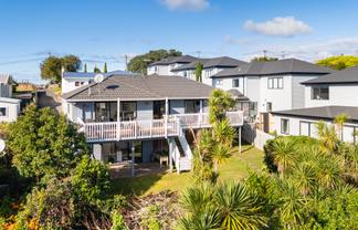 2/7 Arran Road, Browns Bay