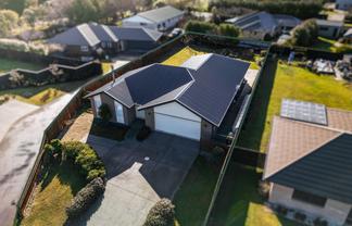 12 Vitruvius Way, LEESTON