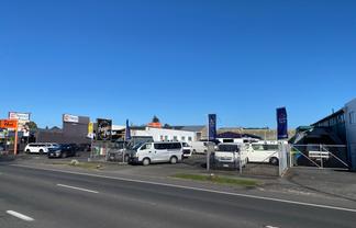 Profile Commercial Yard with Office & Workshop
