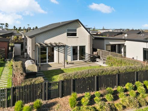 7 Lavinias Way, Chartwell