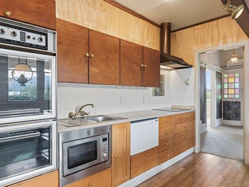 235 Kenmure Road, Kenmure