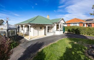 235 Kenmure Road, Kenmure