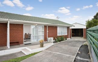 2/9 Cooper Place, Papakura