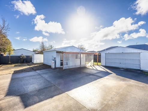 12A Railway Terrace, Templeton