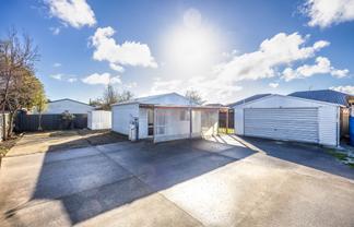 12A Railway Terrace, Templeton