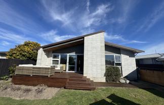 52 Dunster Street, Burnside