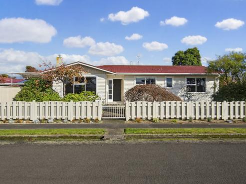 2 Grey Street, Levin