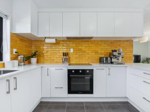 54B Polkinghorne Drive, Manly