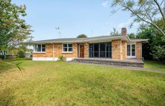 8 Winstone Avenue, Chartwell