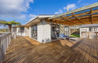 12 Camphora Place, Ranui