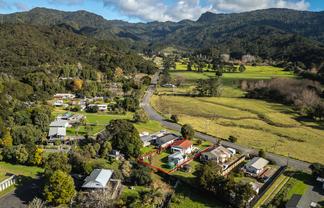 1176 Kennedy Bay Road, Coromandel
