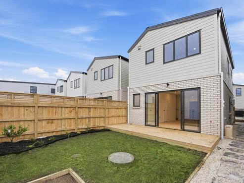 636 Tarapuka Road, Westgate