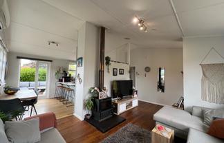 38 Ngata Grove, Trentham