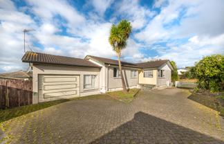 17 Bodi Place, Te Atatu South