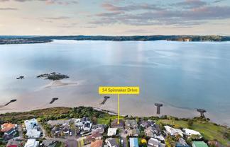 54 Spinnaker Drive, Te Atatu Peninsula