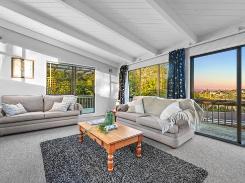 504 Beach Road, Murrays Bay