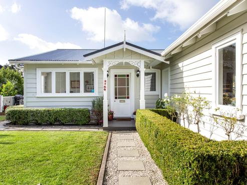 13 Blacks Road, Greenhithe
