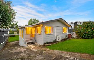 16A Mclean Avenue, Papatoetoe