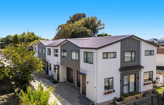 18b Addington Avenue, Manurewa