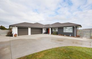 120 Mount Taylor Drive, Feilding