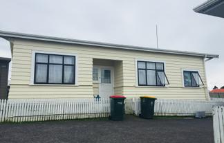 1/3 Fulton Crescent, Otara