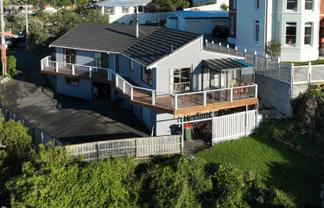 24 Coney Hill Road, Saint Clair