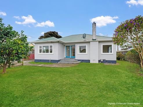 595 Queen Street East, Levin